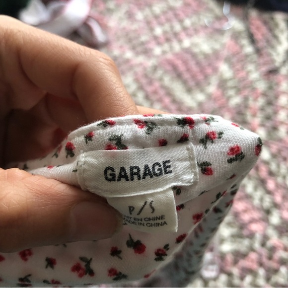 Garage cropped floral print tank top - Picture 3 of 6